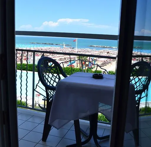 Nord Est Gabicce Mare