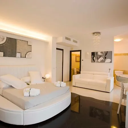 Nord Est Hotell 4*