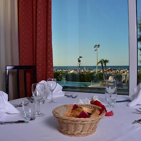 Hotell Nord Est 4*